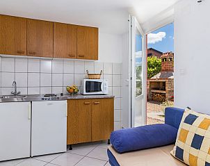 Guest house 10163201 - Apartment Istria - Appartement Kotro