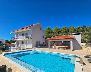 Guest house 10311504 - Holiday property Dalmatia - Vakantiehuis Maris