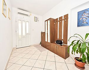 Guest house 10313804 - Apartment Dalmatia - Appartement Tino
