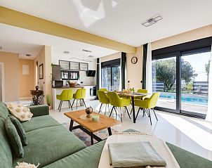 Guest house 10315304 - Holiday property Dalmatia - Vakantiehuis Golem