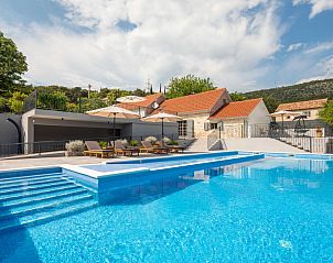 Guest house 10318702 • Holiday property Dalmatia • Vakantiehuis Villa di Pietra 