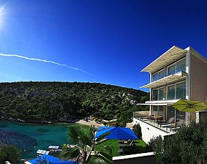 Guest house 1032014 - Apartment Dalmatia - Appartement Villa by the Sea