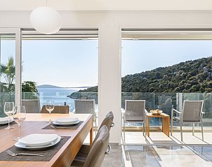 Guest house 1032014 - Apartment Dalmatia - Appartement Villa by the Sea