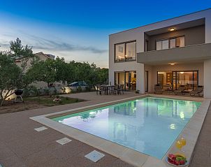 Guest house 10335002 • Holiday property Dalmatia • Villa Estera 