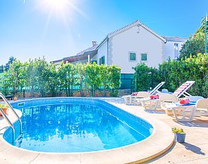 Guest house 1040903 - Holiday property Dalmatia - Villa Cvita