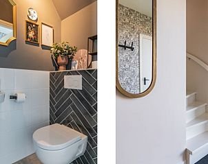 Gastenbadkamer en trap in Huisje in Sint Nicolaasga, vakantiehuis in de Friese meren.