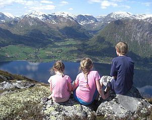 Verblijf 1127601 - Vakantiewoning West Noorwegen - Jølsterlia Hyttetun