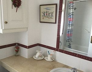 Elegante badkamerruimte in Aquaviva, Callao Salvaje, perfect vakantiehuis op de Canarische Eilanden, Spanje.