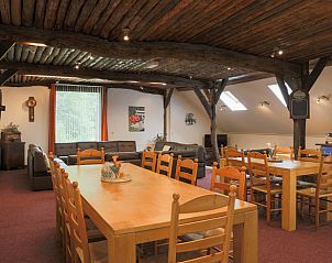 Eetruimte in Vakantiehuisje in Orvelte, gezellige plek voor maaltijden in Drenthe.