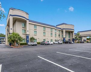Verblijf 1725403 • Vakantie appartement Florida • Clarion Inn & Suites Central Clearwater Beach 