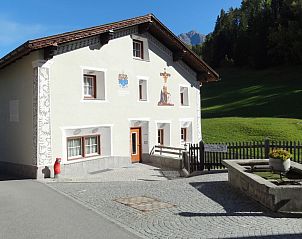 Verblijf 1822602 - Appartement Graubunder / Grisons - Appartement Ferienwohnung Chasa Quadra