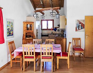 Verblijf 1825803 - Vakantiewoning Graubunder / Grisons - Vakantiehuis Haus Murena