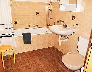 Verblijf 1825803 - Vakantiewoning Graubunder / Grisons - Vakantiehuis Haus Murena