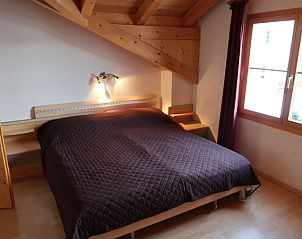 Verblijf 1826413 - Appartement Graubunder / Grisons - Appartement Tga Stgirat Dachgeschoss