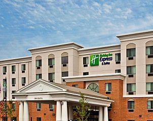 Verblijf 19025502 • Vakantie appartement Midwesten • Holiday Inn Express Hotel & Suites Chicago Airport West-O'Ha 