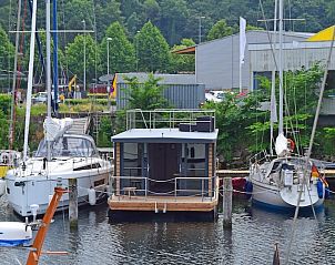 Guest house 2023402 - Holiday property Schleswig-Holstein - Hausboot �Leni�
