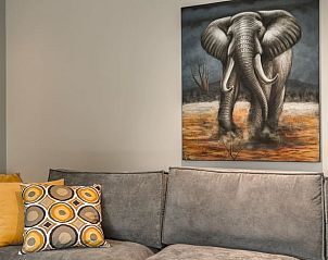 Moderne keuken in Vakantiehuis in Rijs, Friese bossen, met stijlvolle inrichting en moderne apparatuur.