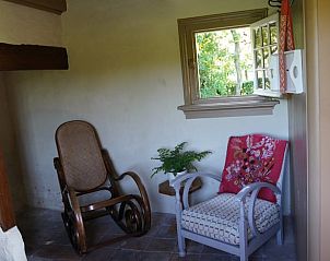 Intieme slaapruimte in Vakantiehuisje in Hemmen, Veluwe, Gelderland met sfeervolle verlichting.