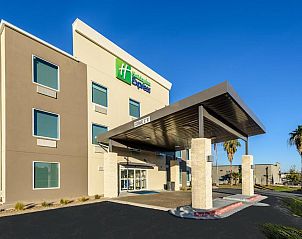 Guest house 3425601 • Apartment Texas • Holiday Inn Express Hotel and Suites Bastrop, an IHG Hotel 