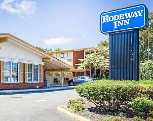 Verblijf 3925201 • Vakantie appartement Oostkust • Rodeway Inn Huntington Station - Melville 