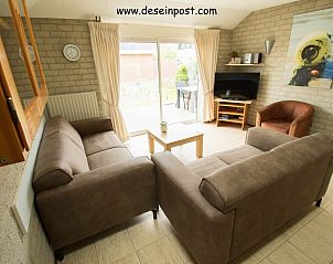 Comfortabele woonkamer in Callantsoog de Seinpost nr 6 vakantiehuis in Callantsoog, Noordzeekust, Noord-Holland.