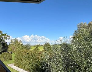 Schne Aussicht auf die Umgebung des Ferienhauses in Broek in Waterland, Amsterdam eo, Nordholland.