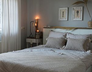 Buitenzijde van vakantiehuis Manderveen, een charmante accommodatie in het hart van Twente.