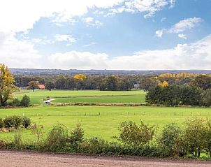 Panoramisch uitzicht over Twentse landschappen bij Vakantiehuisje in Agelo, Overijssel.