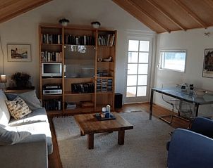 Gezellige woonkamer in Huisje in Giethmen, vakantieaccommodatie in Vechtstreek, Overijssel.