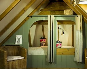 Unieke kinderkamer in Vakantiehuisje in Kalenberg, met speels bed, perfect voor gezinnen in Noordwest Overijssel.