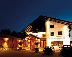 Guest house 56703303 - Holiday property Bavaria - Landgasthof Schmuck