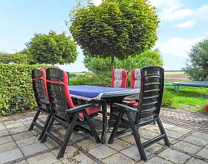 Rural view with bench at VZ526 Group accommodation Kattendijke.