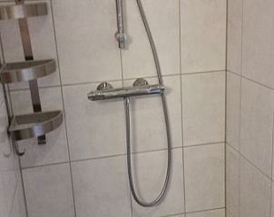 Guest house 642004 - Holiday property Zuid-Beveland - Inlaag24