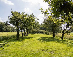 Groene omgeving bij Vakantiehuis in Schelluinen, Zuid-Holland.