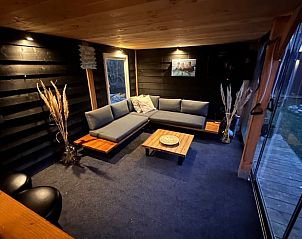 Gezellige binnenruimte in Huisje in Zevenhoven, vakantieverblijf in Zuid-Holland