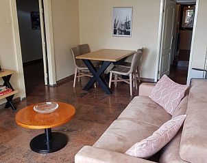 Gezellige woonkamer in All Exclusive Apartments, Dordrecht, Zuid-Holland.