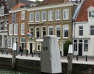 Charmante gevels nabij All Exclusive Apartments Dordrecht, Rotterdam omgeving.