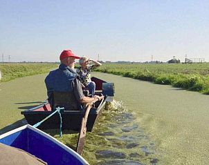 Moderne keuken van ZH045 vakantiehuis in Ouderkerk-aan-den-IJssel, Rotterdam eo, Zuid-Holland.