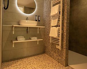 Guest house 80705001 - Apartment Rhone-Alphes - Kyriad Lyon Sud Sainte Foy