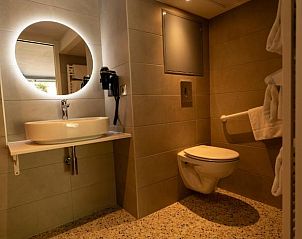 Guest house 80705001 - Apartment Rhone-Alphes - Kyriad Lyon Sud Sainte Foy