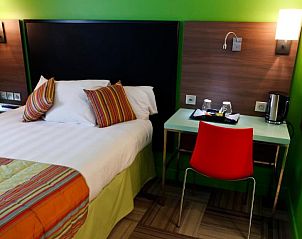 Guest house 80705001 - Apartment Rhone-Alphes - Kyriad Lyon Sud Sainte Foy