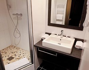 Guest house 80705001 - Apartment Rhone-Alphes - Kyriad Lyon Sud Sainte Foy