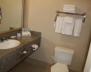 Verblijf 8926002 - Vakantie appartement Californië - Holiday Inn Express Hotel Union City, an IHG Hotel